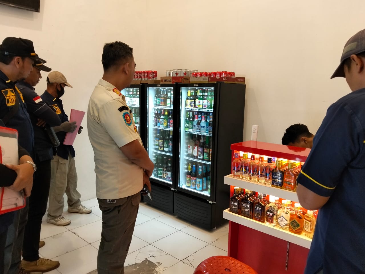 Grebek Outlet Miras di Rembang
