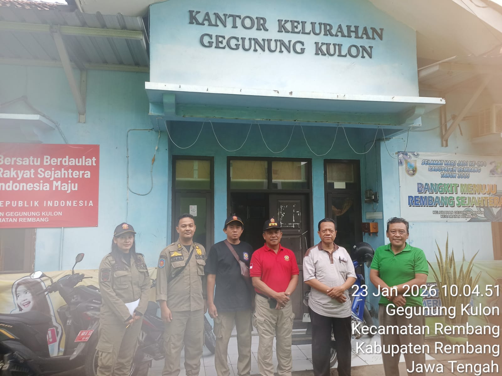 Berkoordinasi dengan Kelurahan gegunung Kulon