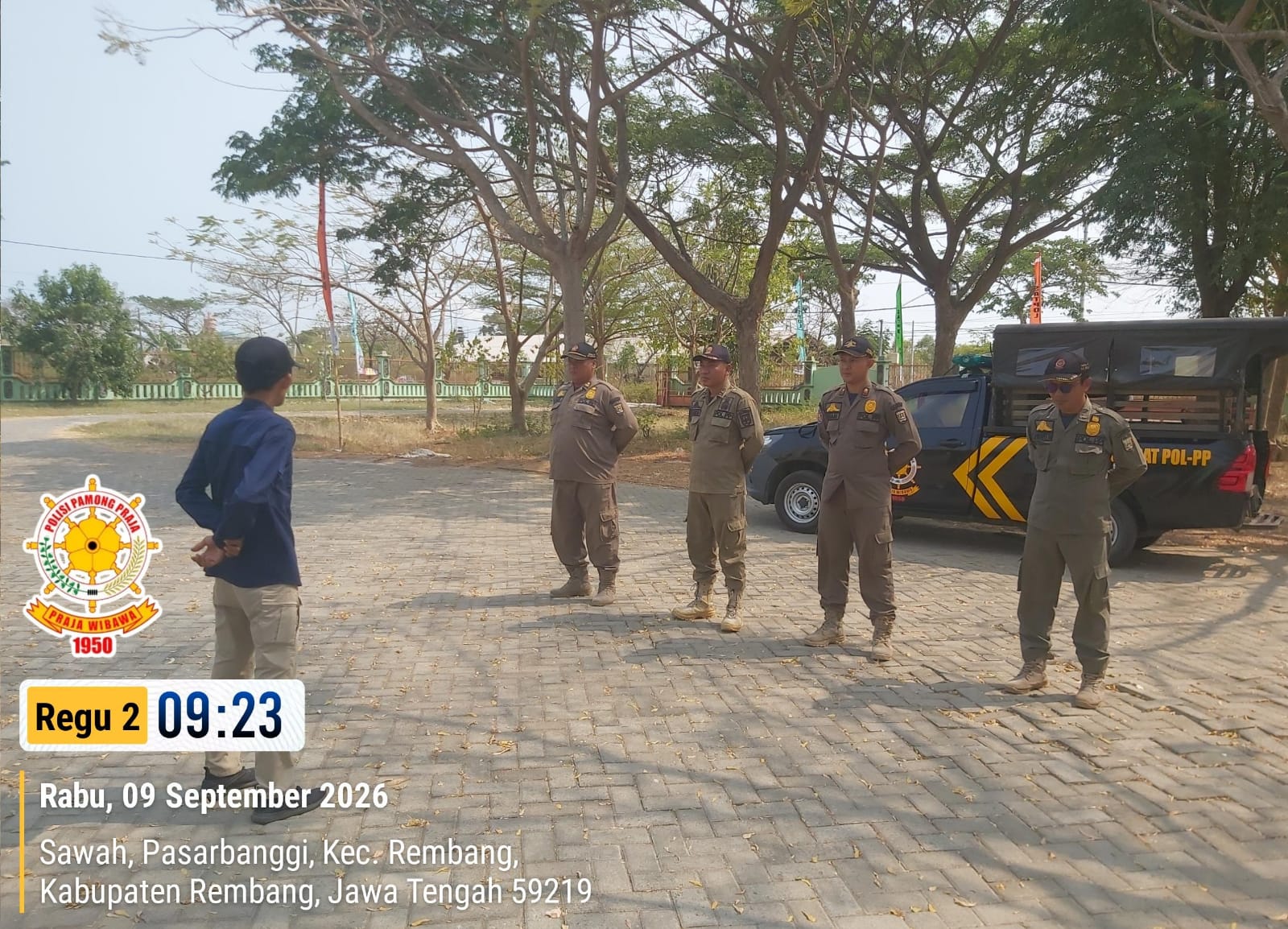 Dari Jalanan ke Pembinaan: Upaya Satpol PP Rembang Jaga Ketertiban.