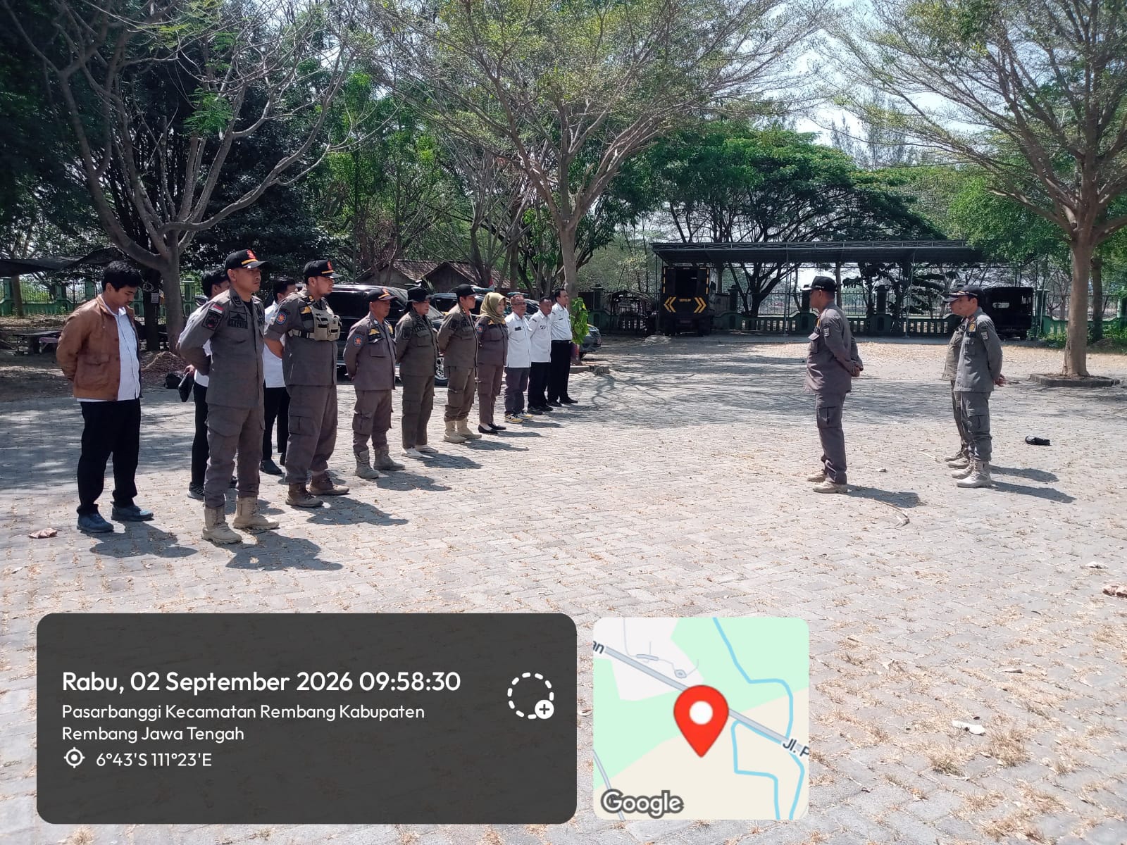 Respon Cepat Aduan Warga, Pemkab Rembang Tertibkan Perusahaan di Desa Sale.